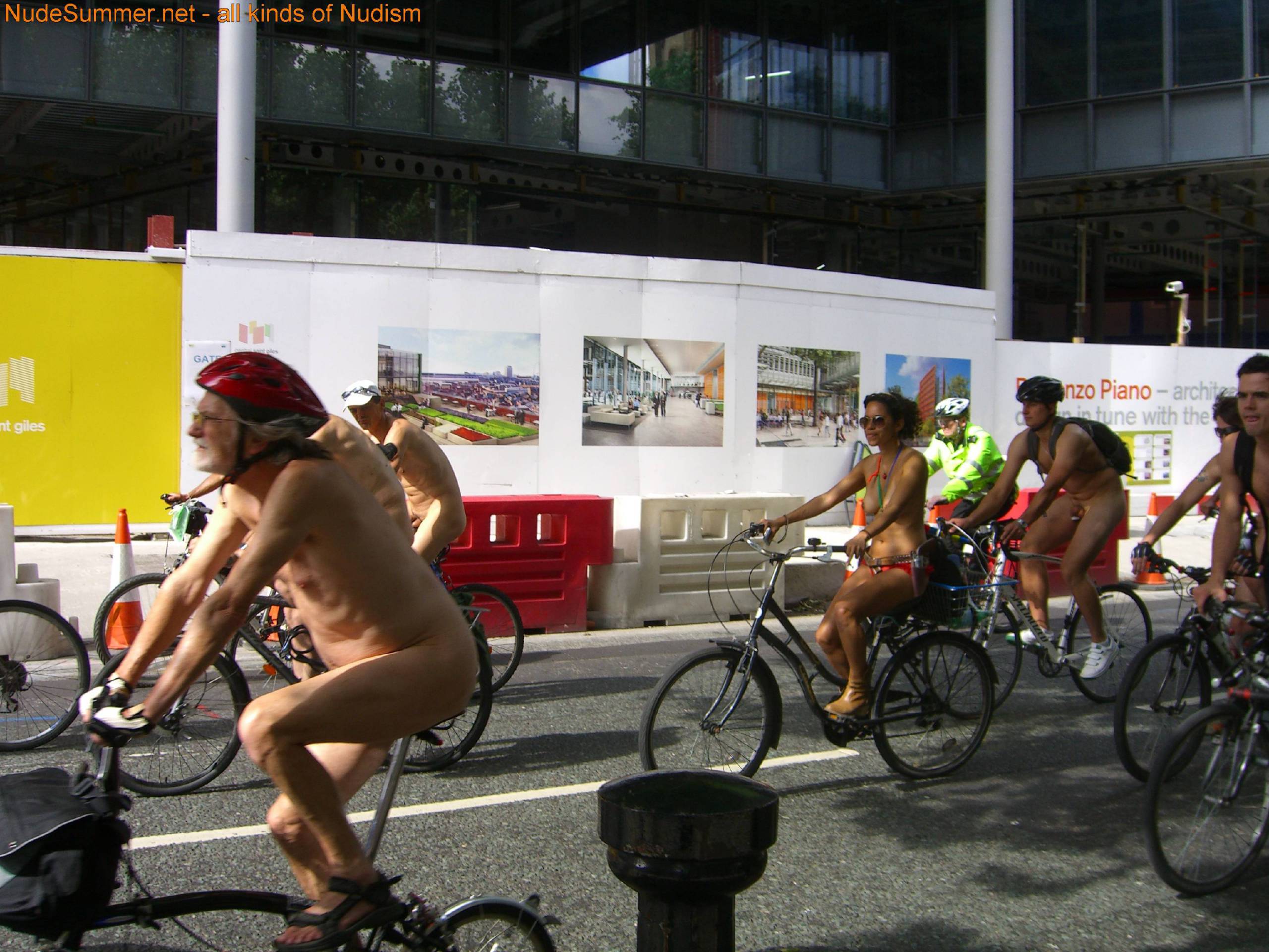 World Naked Bike Ride (WNBR) UK 2009 - A Vibrant Celebration of Freedom in Nudist Pictures and Experiences - 1